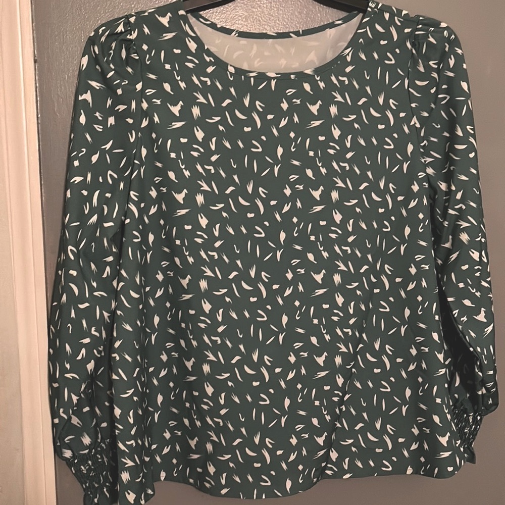 Shein green and white blouse